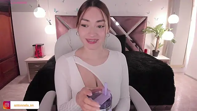  Antonnela  online show from 4, 12, 2025