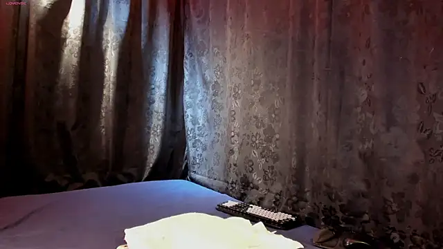 Snapshot of MiaKnox chatting on 24, 5, 2026 MiaKnox online show from 24, 5, 2026