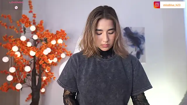 VictoriaHiill online show from 20, 12, 2025