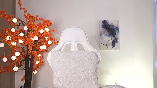 VictoriaHiill online show from 31, 10, 2025