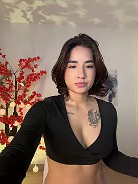 VictoriaHiill online show from 21, 4, 2026