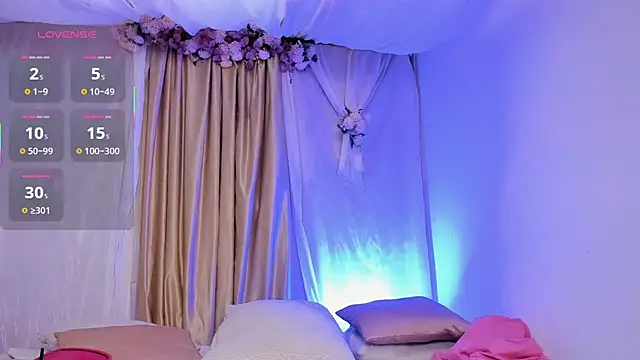 salomee star  online show from 18, 10, 2025