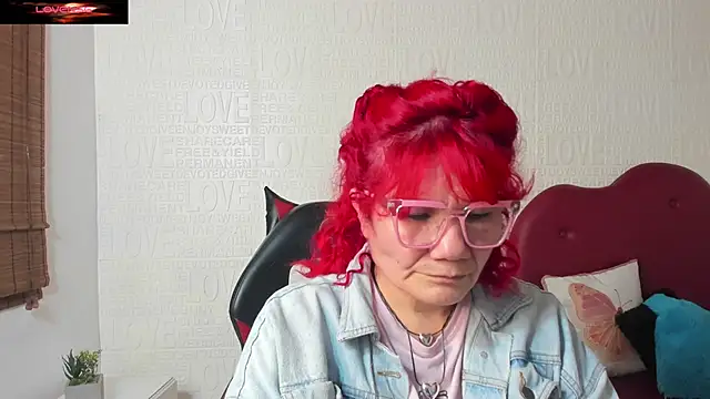 Salomeediaz  online show from 27, 2, 2025
