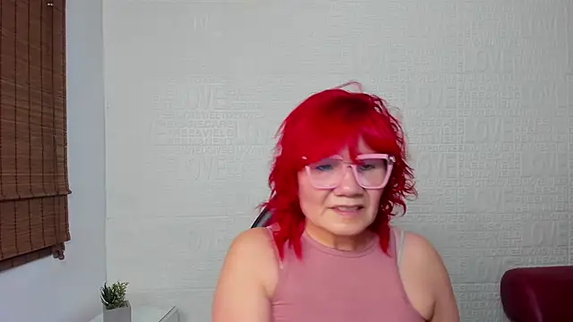 Salomeediaz  online show from 25, 2, 2025