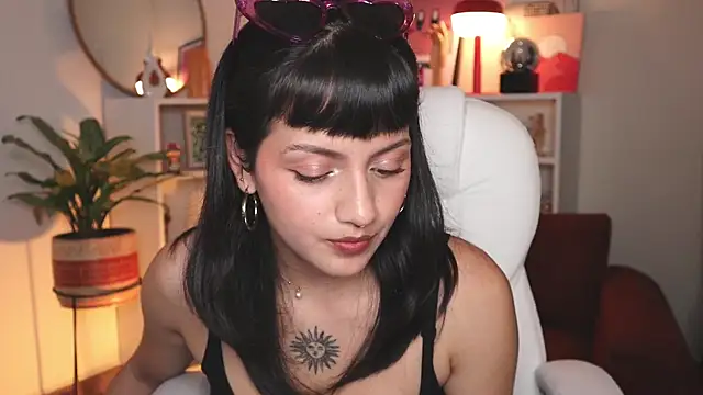 nahiapaws online show from 17, 10, 2025