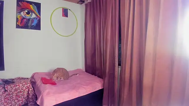 nicole volkov online show from 5, 1, 2025