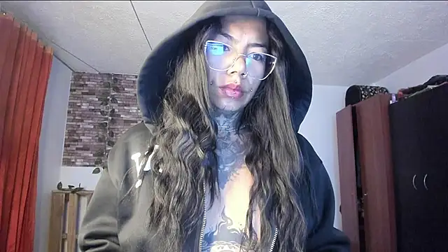 nicole volkov online show from 11, 11, 2025