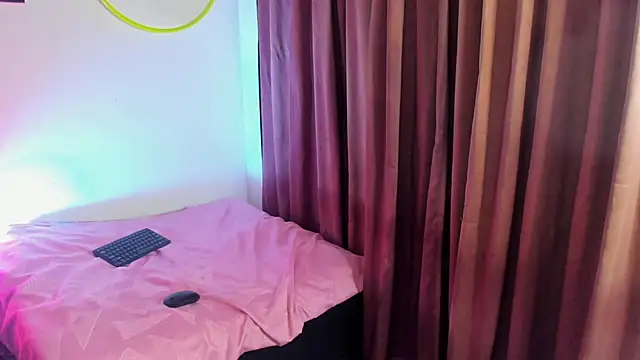 nicole volkov online show from 11, 1, 2025