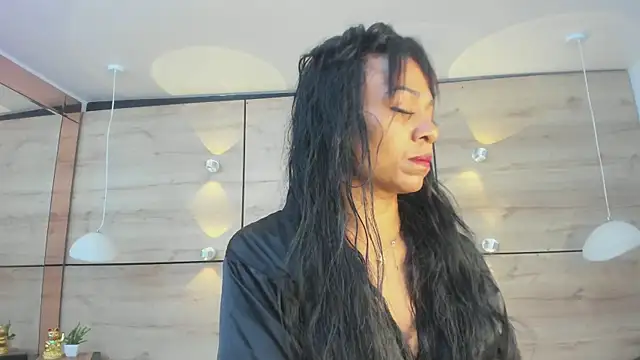 Snapshot of martina_touss chatting on 25, 5, 2026 martina touss online show from 25, 5, 2026