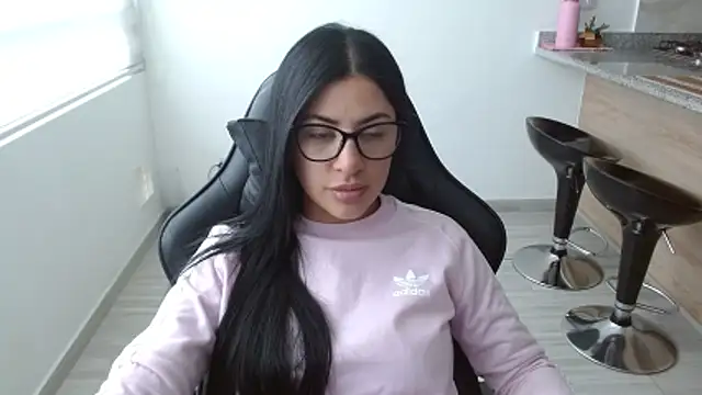 Charlotte cute18 online show from 12, 3, 2026