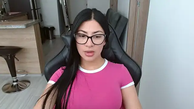 Charlotte cute18 online show from 9, 3, 2026