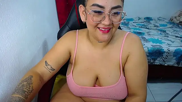 loly bigbooty4u online show from 28, 2, 2026