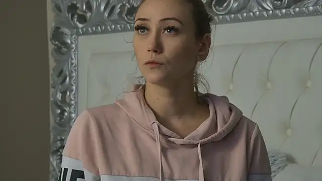 AliceMunro online show from 8, 11, 2025