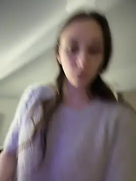 AliceMunro online show from 10, 4, 2026