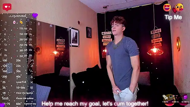 Snapshot of ANDRIUS_24 chatting on 13, 10, 2025 ANDRIUS 24 online show from 13, 10, 2025