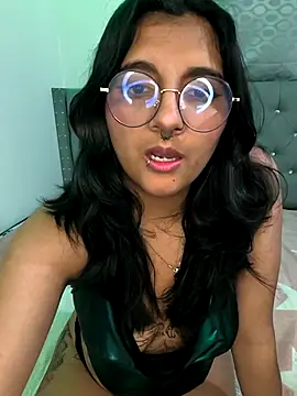 Alliccee online show from 8, 3, 2025
