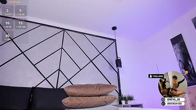 Natasha Smith09 online show from 24, 2, 2025