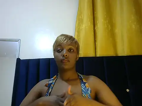 Snapshot of Sexy_lla chatting on 14, 9, 2025 Sexy lla online show from 14, 9, 2025