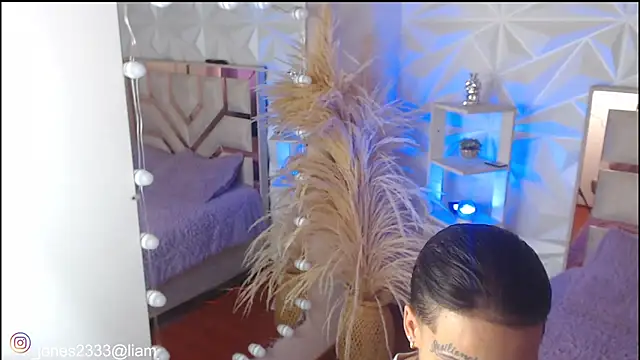 Jonesliam23 online show from 17, 10, 2025