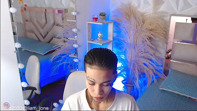 Jonesliam23 online show from 20, 11, 2025