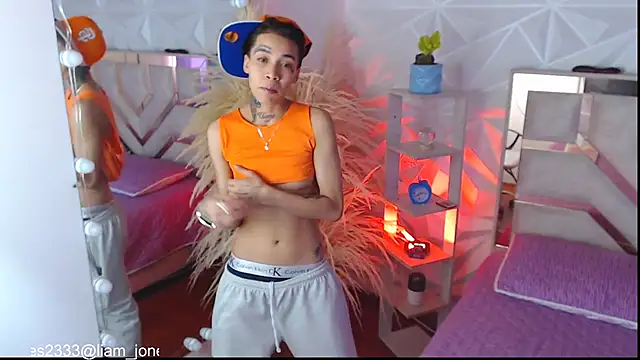 Jonesliam23 online show from 22, 9, 2025