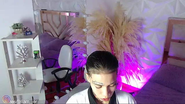 Jonesliam23 online show from 19, 2, 2026