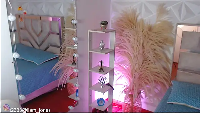 Jonesliam23 online show from 26, 11, 2025