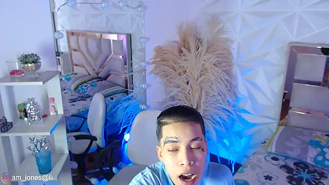 Jonesliam23 online show from 21, 3, 2026