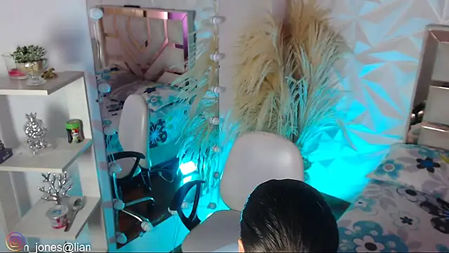 Jonesliam23 online show from 9, 3, 2026