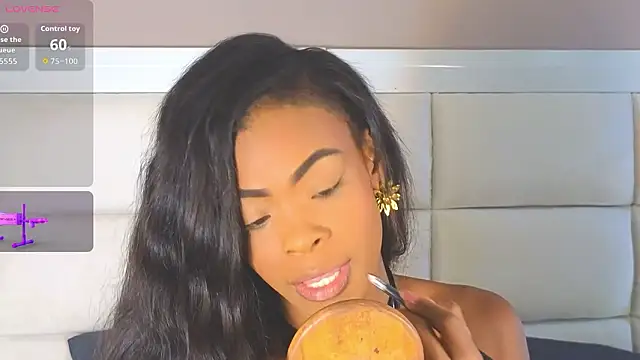 adaraSmiith online show from 5, 3, 2026