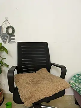 luisa curli online show from 21, 12, 2025