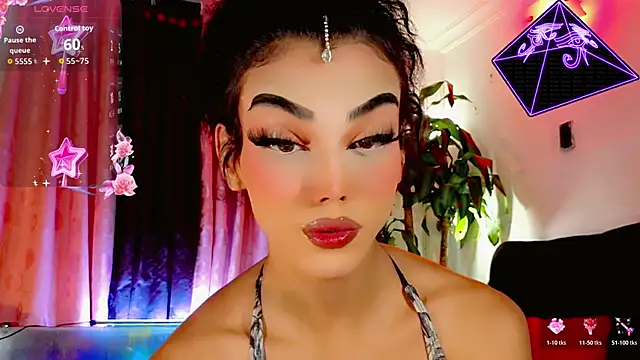 Snapshot of the-horus-girl chatting on 29, 4, 2026 the-horus-girl online show from 29, 4, 2026