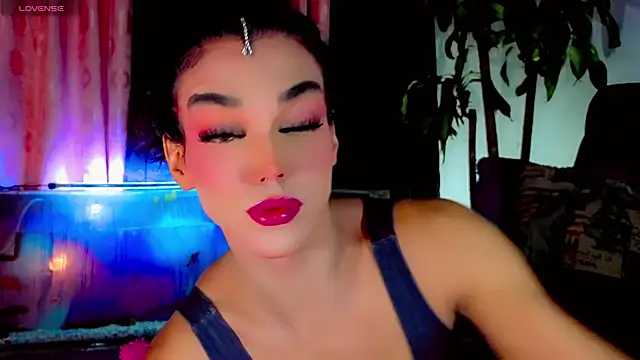 Snapshot of the-horus-girl chatting on 3, 5, 2026 the-horus-girl online show from 3, 5, 2026