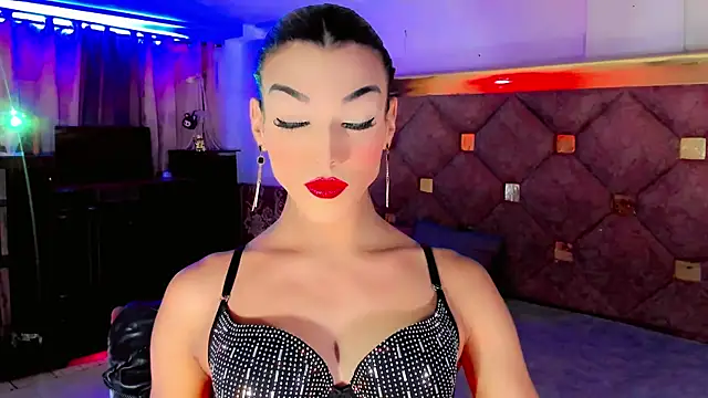 the-horus-girl online show from 9, 10, 2025