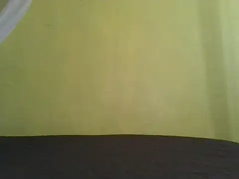 Snapshot of slim_girl02 chatting on 8, 6, 2026 slim girl02 online show from 8, 6, 2026