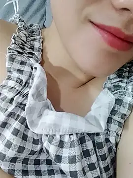  Attractivegirl33 online show from 28, 9, 2025