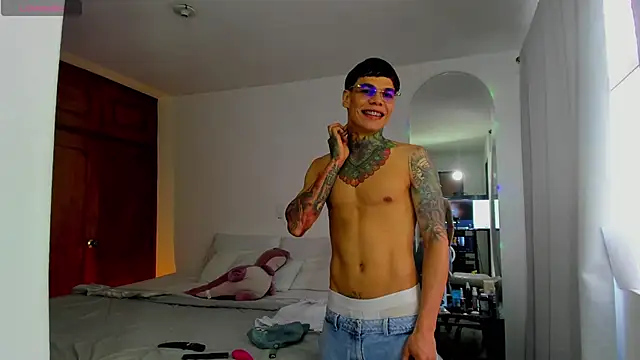 Snapshot of Jordyrodriiguez chatting on 5, 1, 2025 Jordyrodriiguez online show from 5, 1, 2025