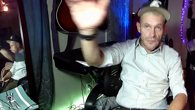 FrankieKentucky online show from 21, 11, 2025