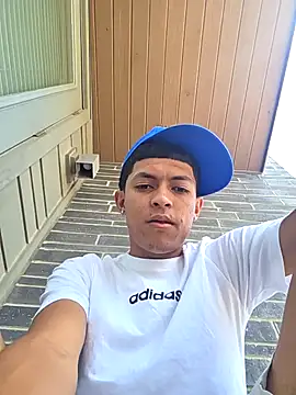 Yoko0381 online show from 3, 10, 2025