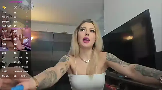 justchloex online show from 2, 12, 2024