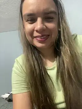 Nathaly00  online show from 17, 4, 2026