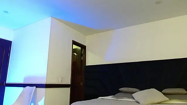 peyton golden1 online show from 6, 4, 2026