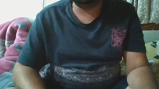 Snapshot of whoreboi98 chatting on 11, 1, 2026 whoreboi98 online show from 11, 1, 2026