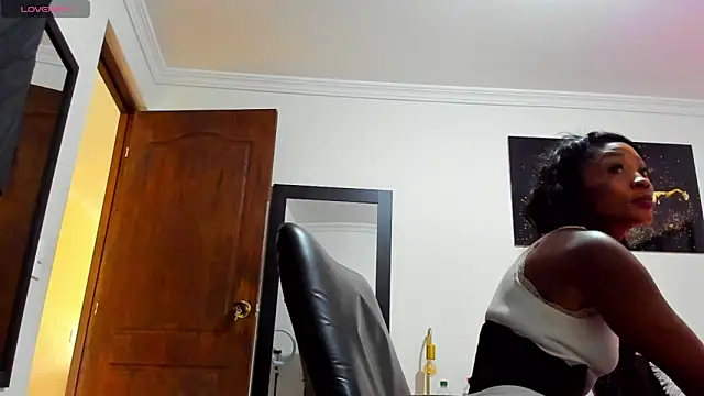 KimberlyBanks2 online show from 5, 5, 2026