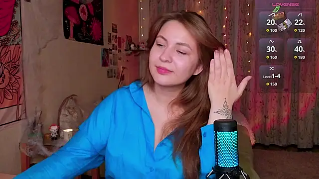 LisaCase online show from 18, 10, 2025