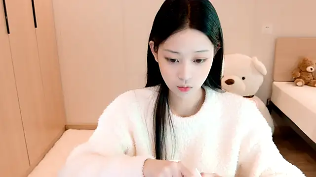 Snapshot of Xueb_J chatting on 15, 12, 2024 Xueb J online show from 15, 12, 2024