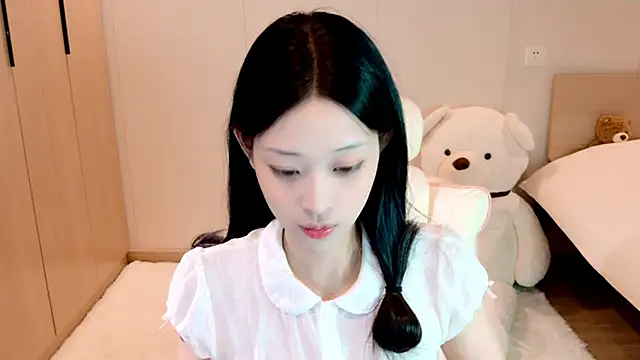 Snapshot of Xueb_J chatting on 7, 12, 2024 Xueb J online show from 7, 12, 2024