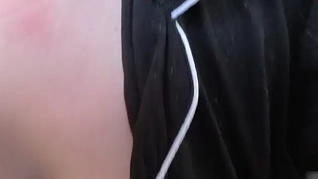 Snapshot of NEXT_DOOR_GIRL_ chatting on 26, 4, 2026 NEXT DOOR GIRL online show from 26, 4, 2026