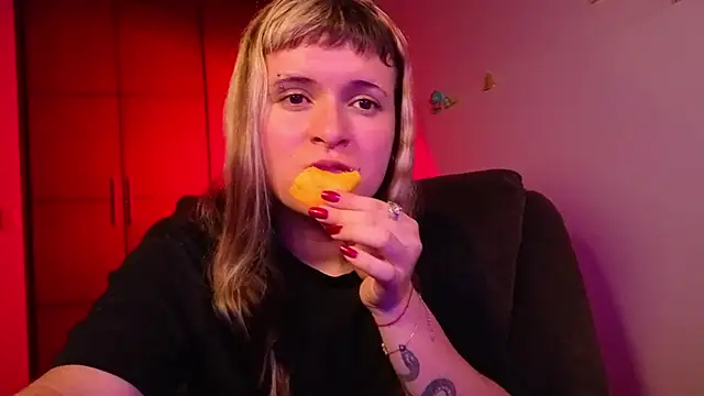 NEXT DOOR GIRL  online show from 4, 3, 2026