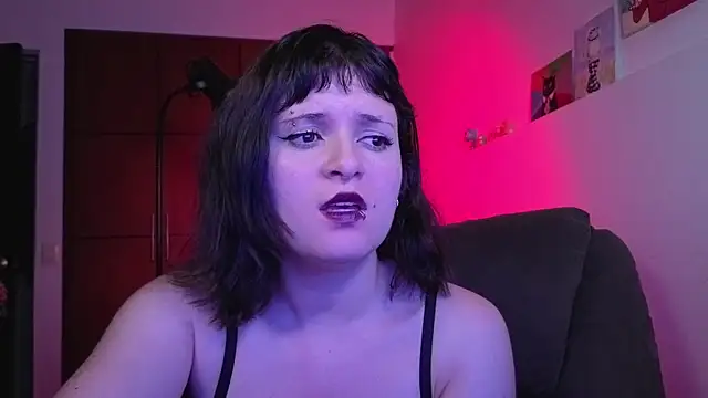 Snapshot of NEXT_DOOR_GIRL_ chatting on 12, 5, 2026 NEXT DOOR GIRL online show from 12, 5, 2026